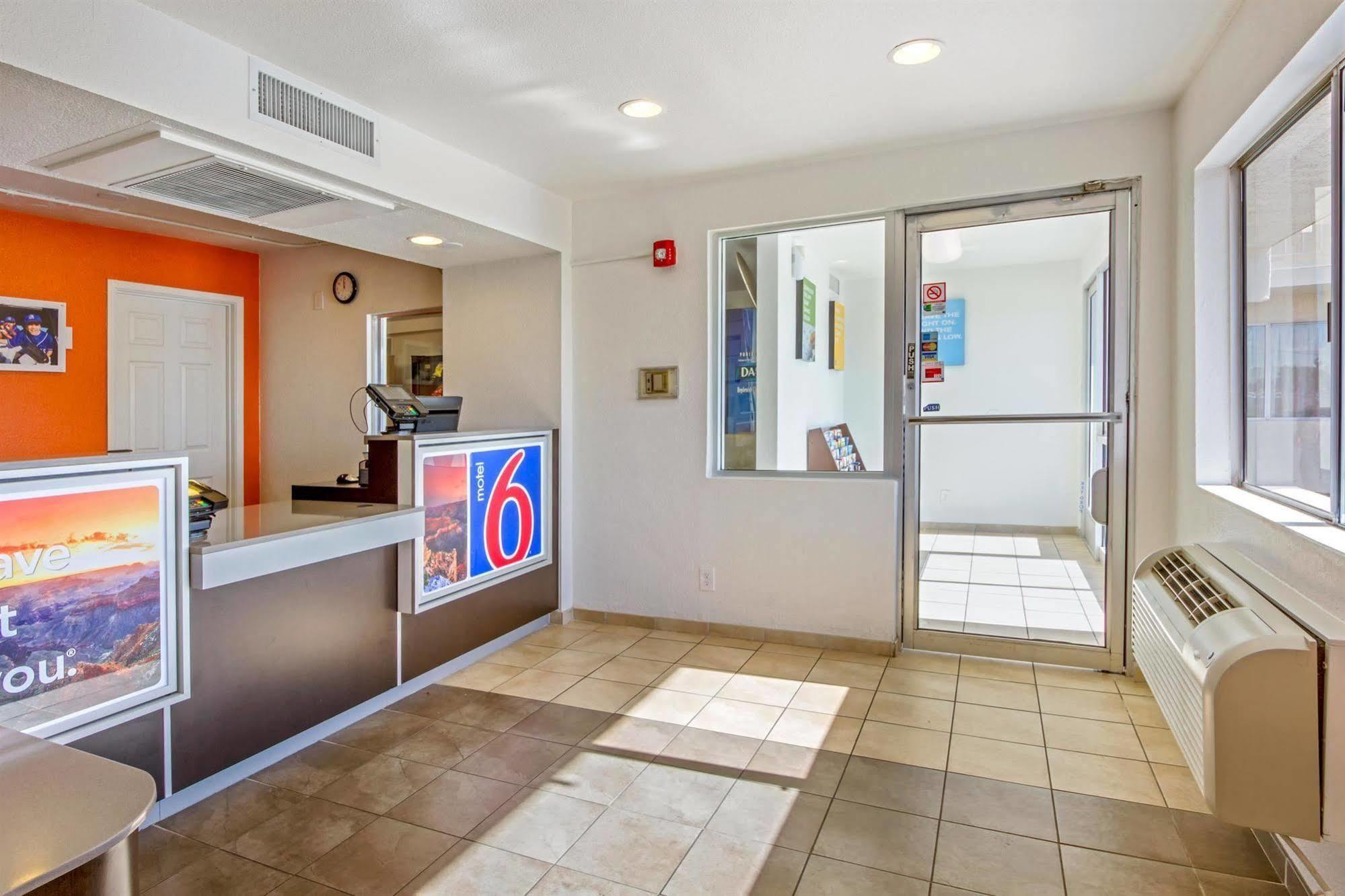 Motel 6-Phoenix, Az - North Bell Road Bagian luar foto