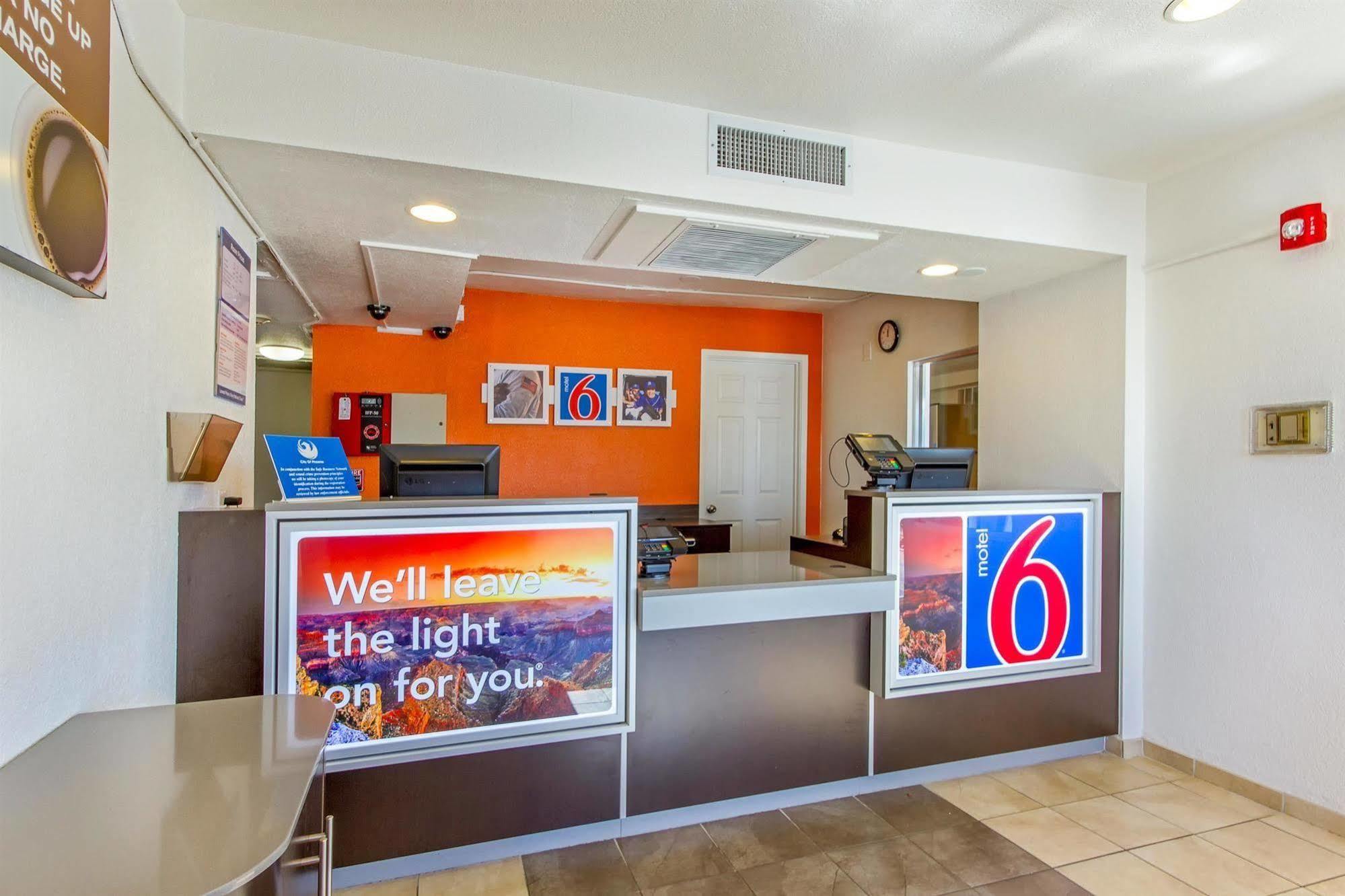 Motel 6-Phoenix, Az - North Bell Road Bagian luar foto