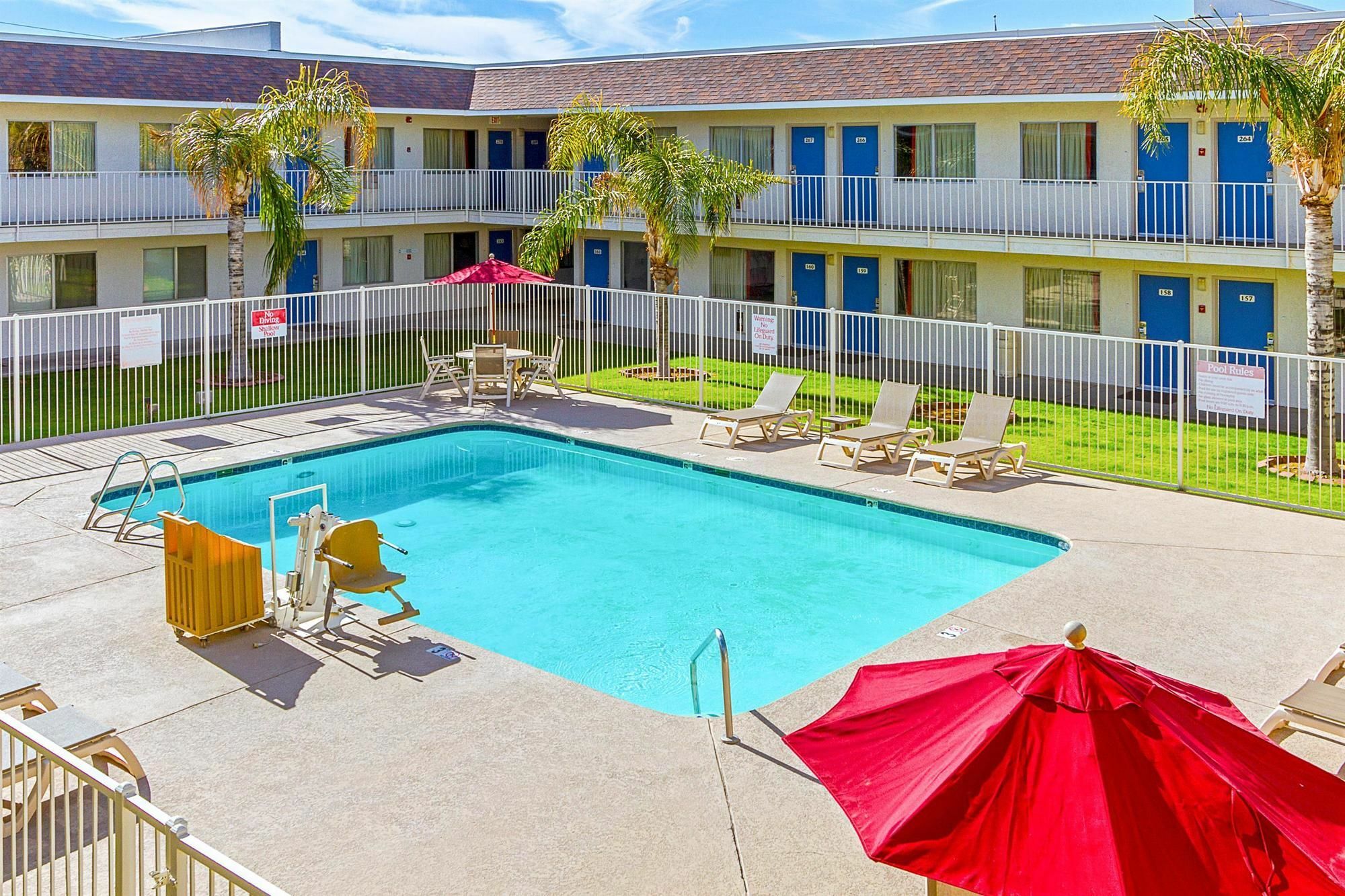 Motel 6-Phoenix, Az - North Bell Road Bagian luar foto